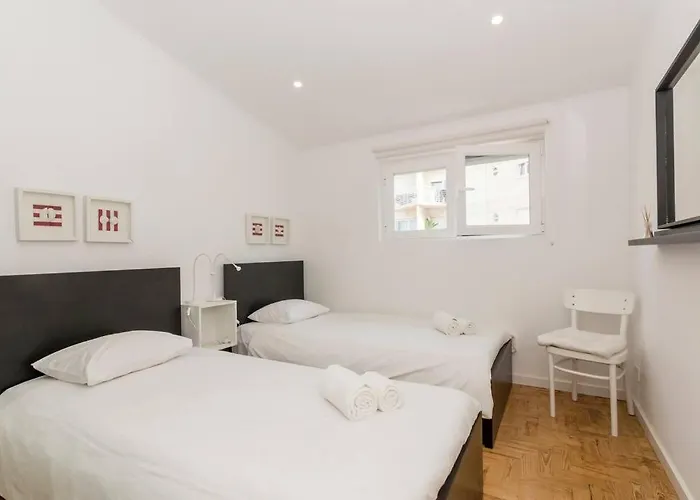 Appartamento Near The Beach With Big Terrace